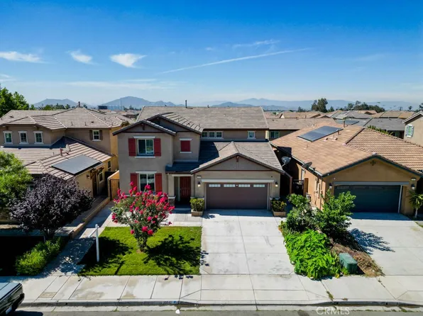 15517 Red Pepper Pl, Fontana, CA 92336