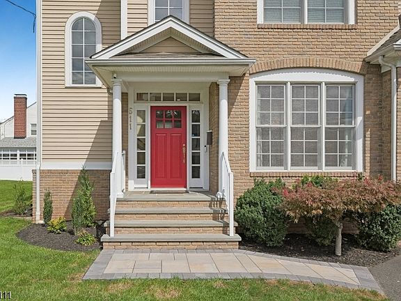 2nd image of 511 Westfield Rd