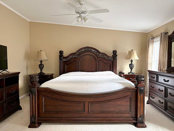 6th image of 5298 Derby Cir