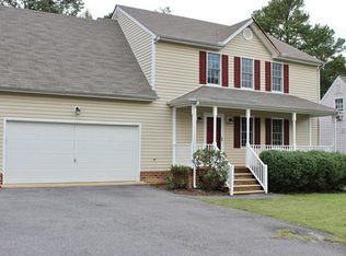 9724 Lockberry Ridge Loop, North Chesterfield, VA 23237