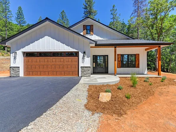 5569 Crestline Dr, Foresthill, CA 95631