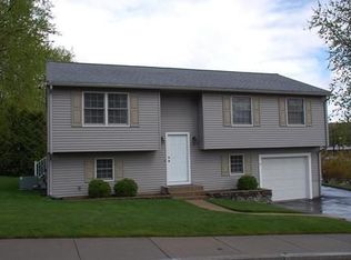 11 Beacon Ave, Woonsocket, RI 02895