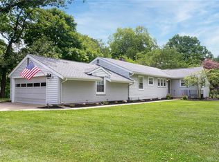 811 Wellington Dr, Springfield, OH