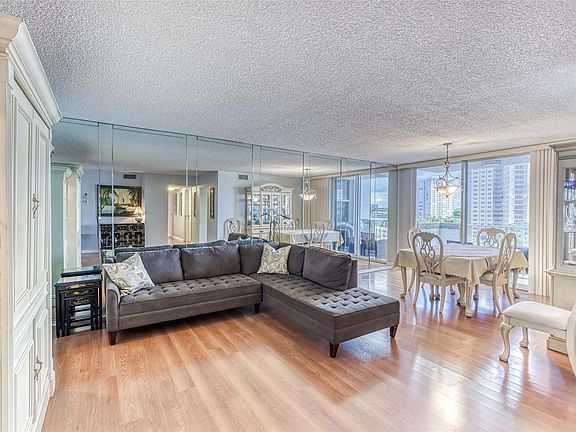 3rd image of 3210 SE 10th Street #7C