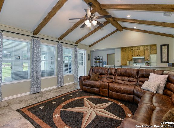 5th image of 9408 Bluebell Dr