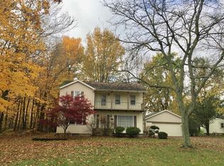 335 Aumiller Park Dr, Bucyrus, OH 44820