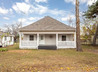 401 Summit Ave, Collinsville, TX 76233