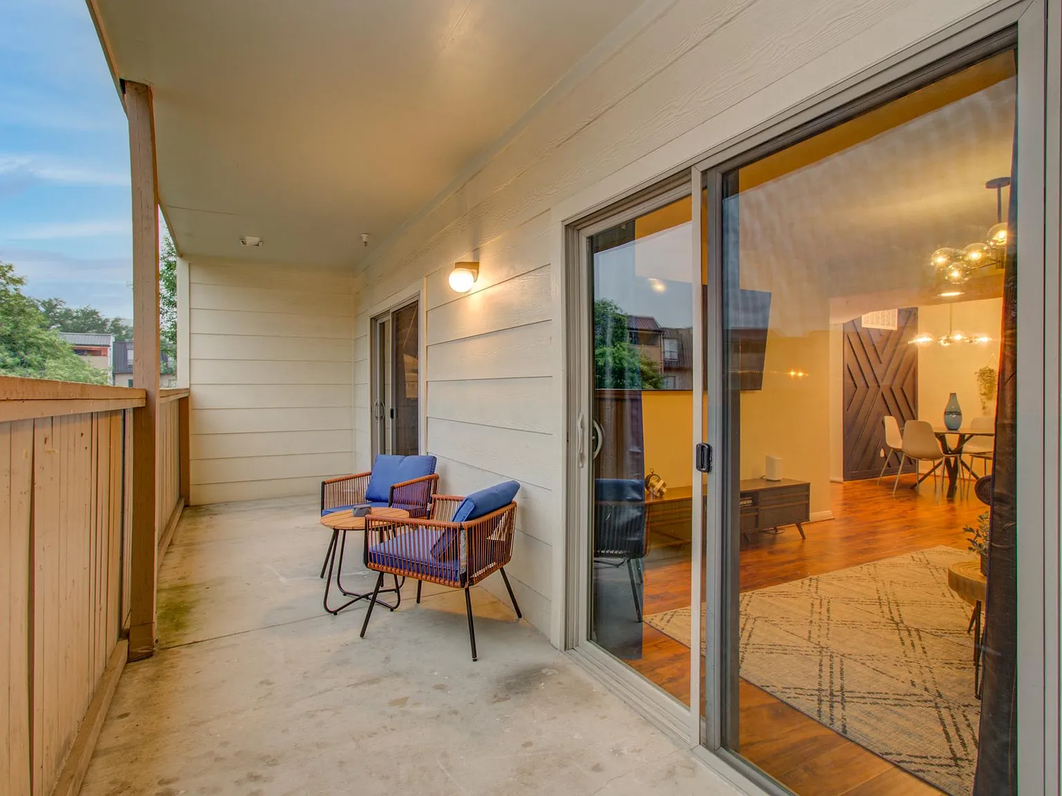 3 bed, 1500 sqft, $3,950 — Photo 4