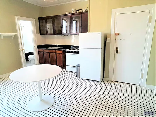 Rented by Brownstone Real Estate | media 20