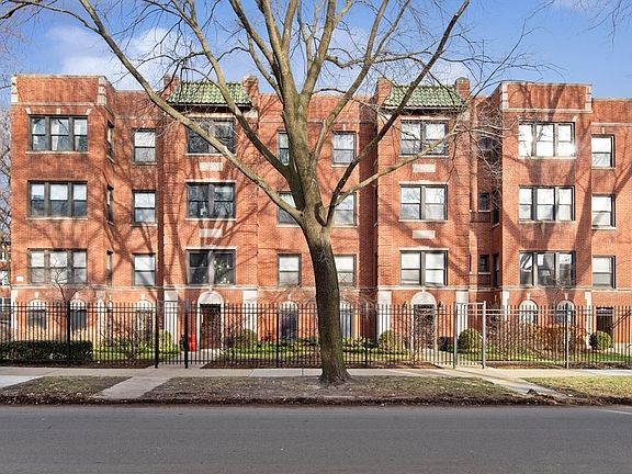 2nd image of 1846 W Lunt Ave #1