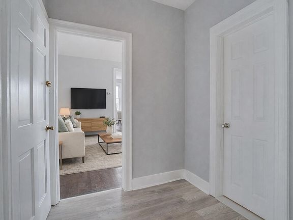 4th image of 678 Liberty Ave #2
