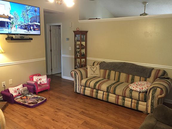 2nd image of 2023 Arc St