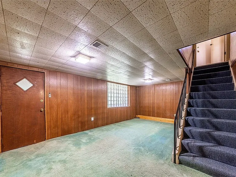 4782 Beall Dr — Photo 11