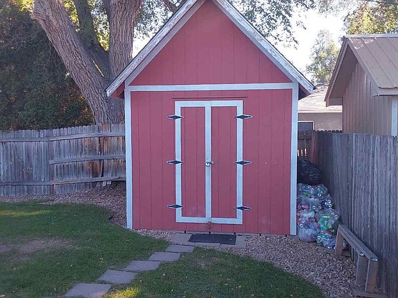 4th image of 2220 2nd St #1