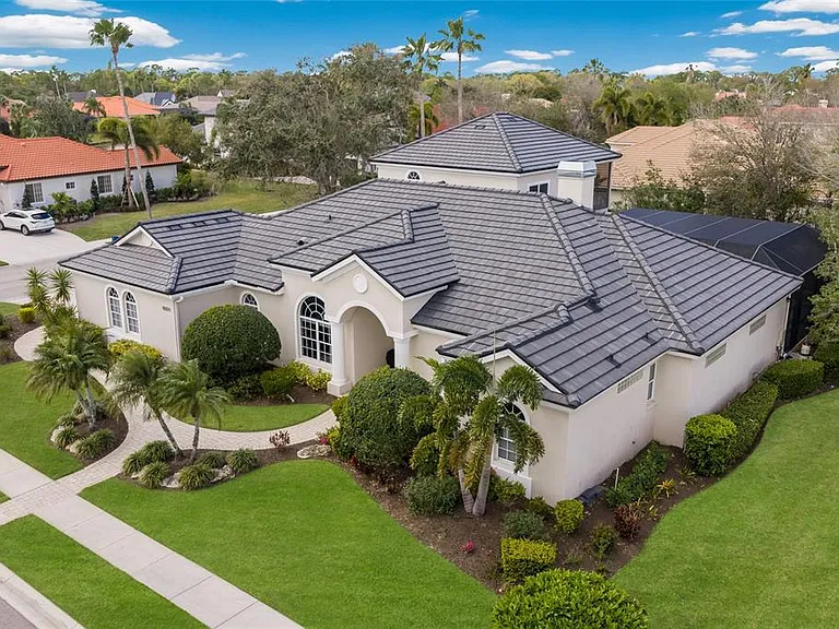 8009 Royal Birkdale Cir — Photo 3