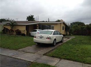 1061 SW 49th Ter, Plantation, FL 33317
