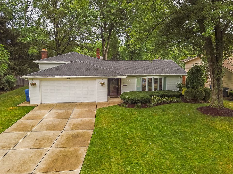 1st image of 6165 Sherwood Dr