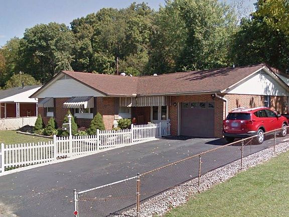 2nd image of 22 Moundview Ave