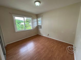 2633 Maunawai Pl APT D, Honolulu, HI 96826