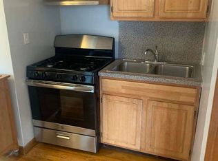 28-20 21st Ave #3, Astoria, NY 11105