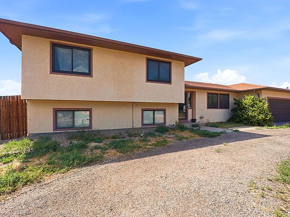 3rd image of 173 S Golfwood Dr E