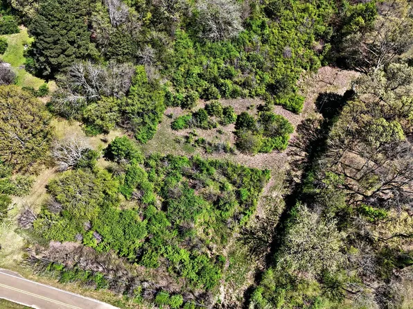 5488 Williams Rd, Byhalia, MS 38611