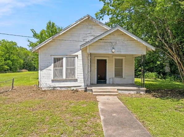 2432 S 9th St, Waco, TX 76706
