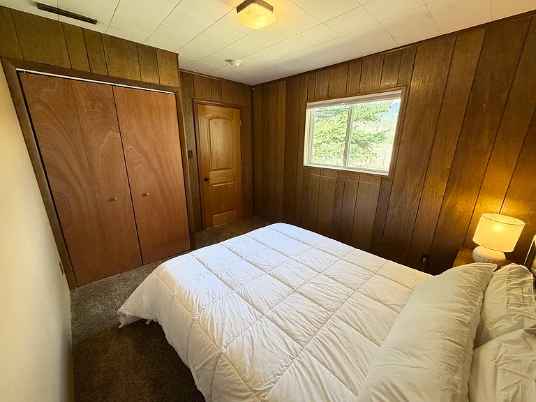 1347 Rainbow Dr — Photo 10