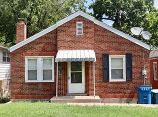 7013 Florence Pl, Saint Louis, MO 63136