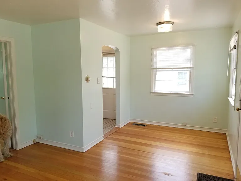 879 Roberts St #879 — Photo 8
