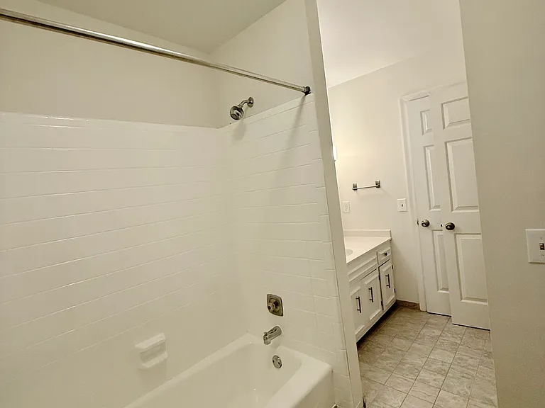 5710 Brentwood Trce — Photo 27