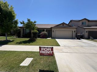 2945 SE Sunnyside St, Visalia, CA 93292