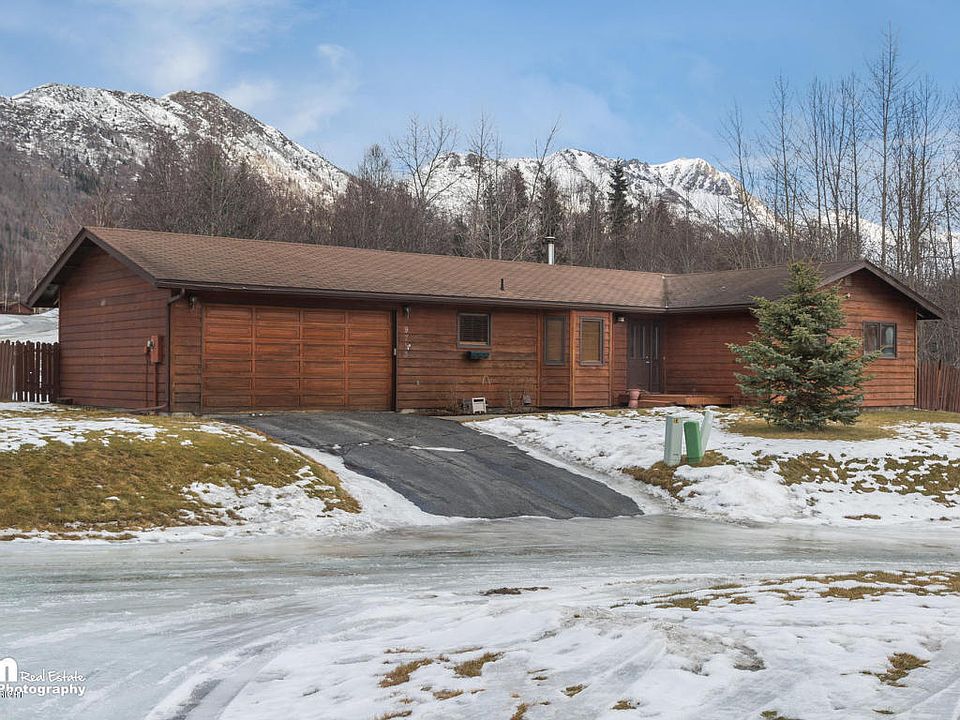2nd image of 9713 Chisik Cir
