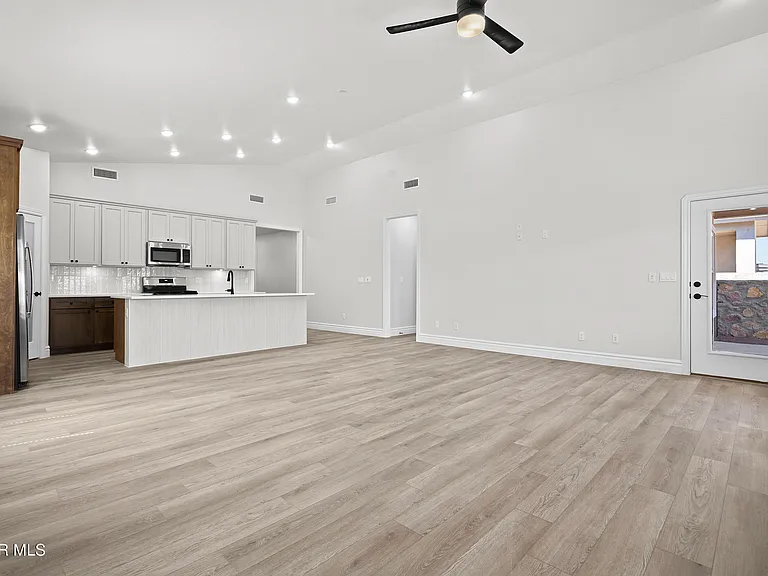 15153 Ambition Ave — Photo 26