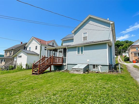 5th image of 530 Hancock St