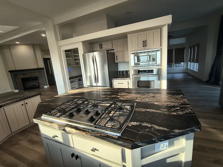 2828 La Cresta Rd — Photo 10