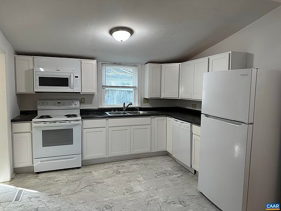 5th image of 1616 Mulberry Ave