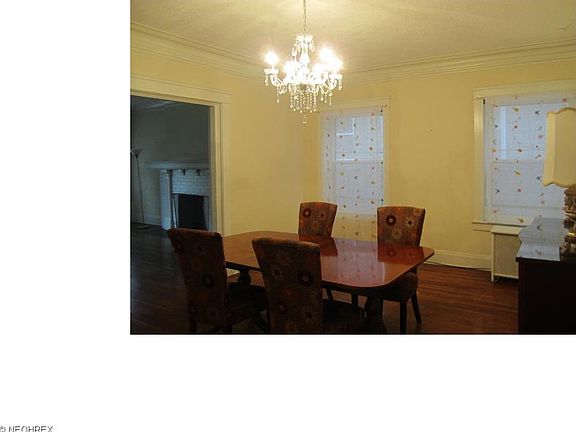 2nd image of 2685 Euclid Heights Blvd APT 1