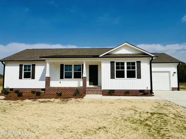 177 Grace Pond Avenue, Benson, NC 27504