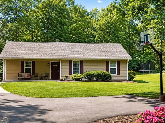 2nd image of 337 Cowan Rd