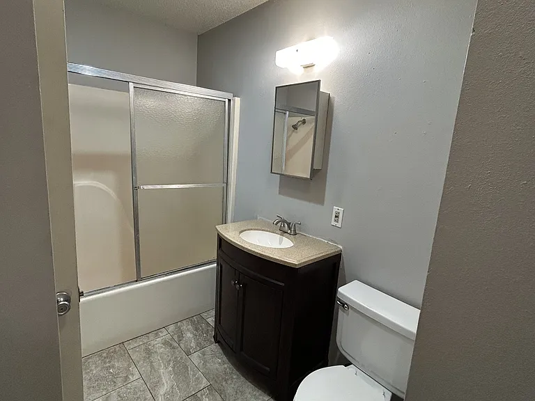 203 S Baggett St #4 — Photo 8