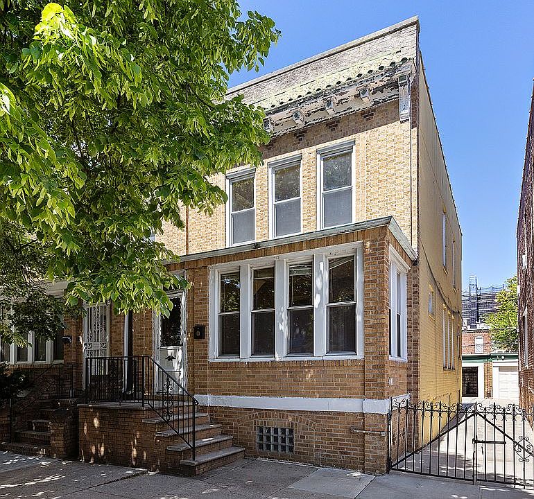 1st image of 1721 Stephen St
