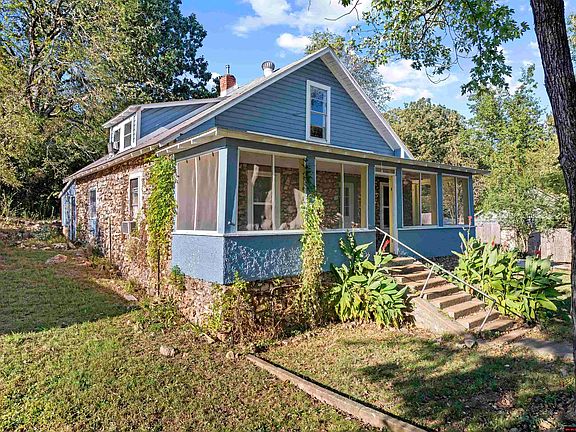 2nd image of 513 McLean Ave