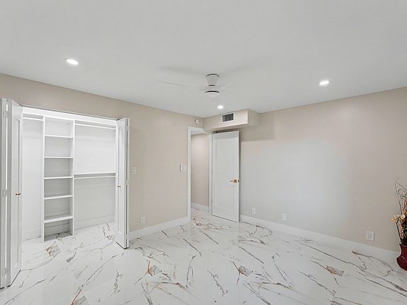 2nd image of 2005 Granada Drive #B3