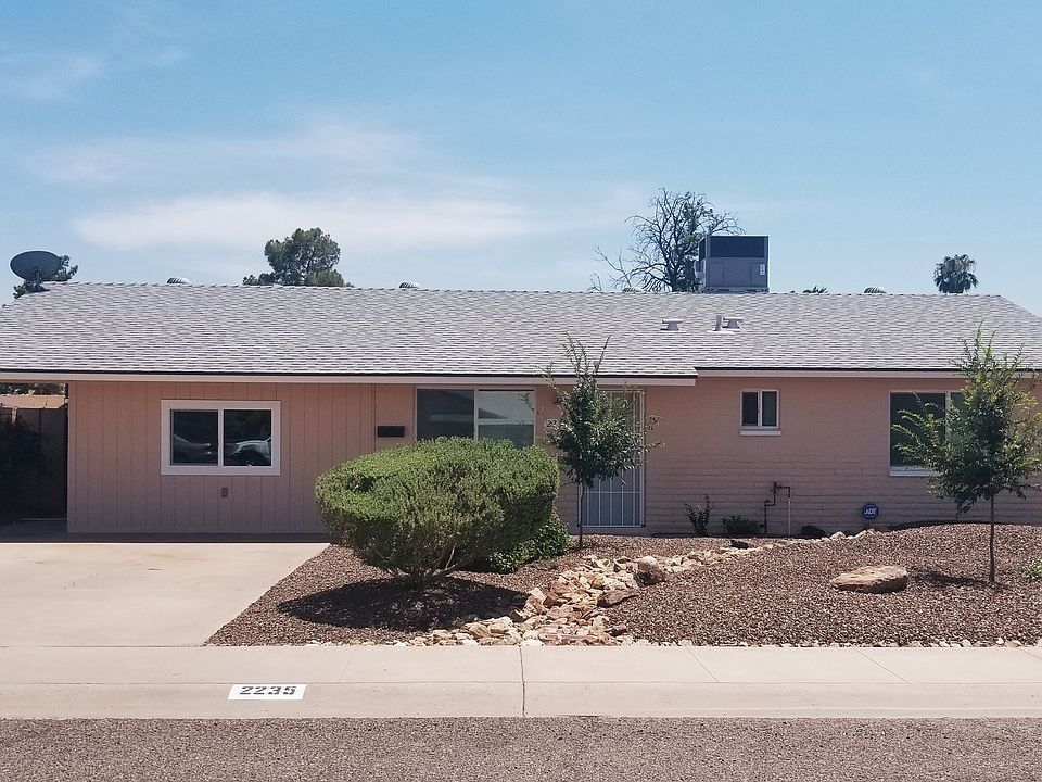 1st image of 2235 W Corrine Dr