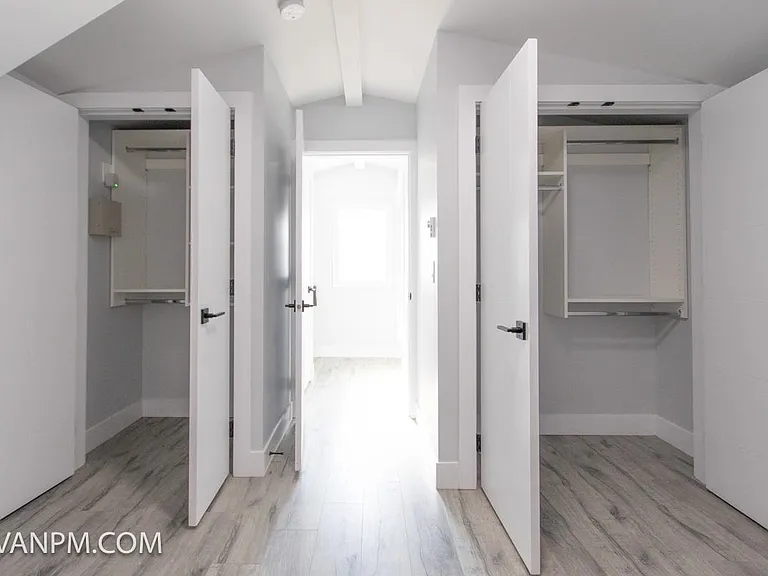 55XX Melbourne St #3 — Photo 5