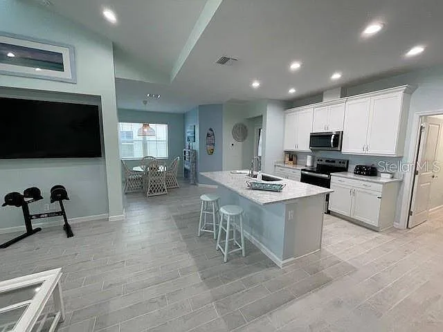 261 Gypsy Palace Ln — Photo 6