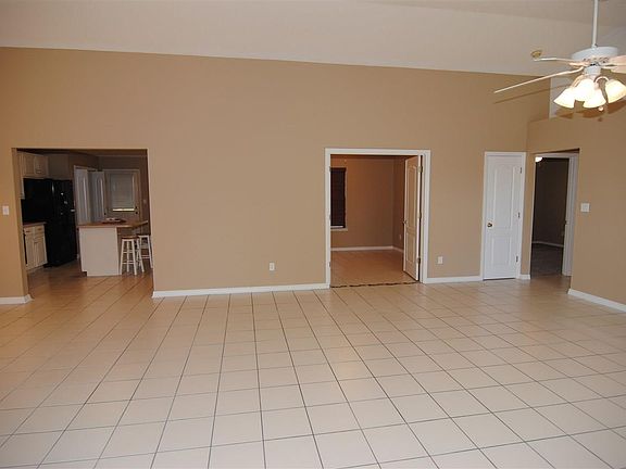 2nd image of 2053 Pin High Dr