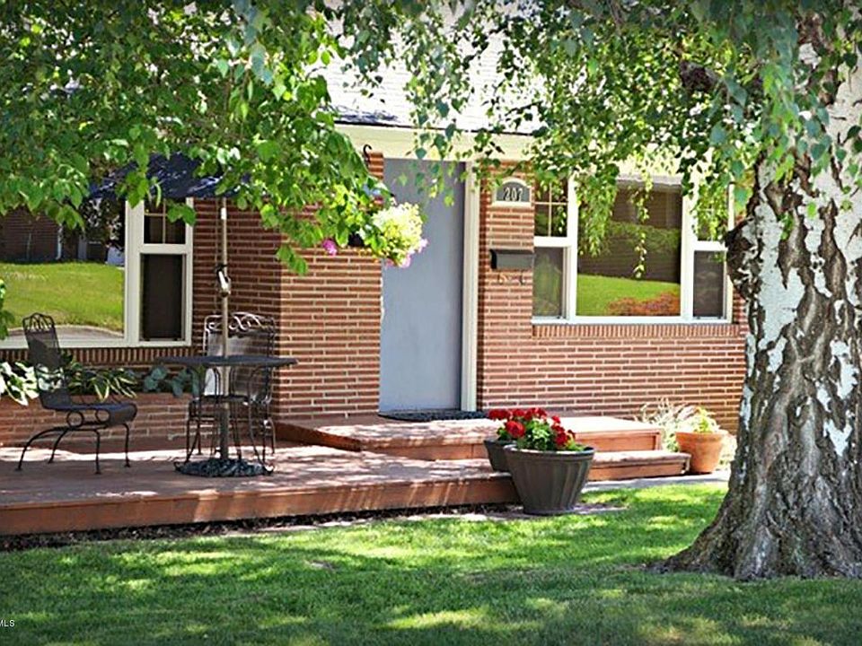 207 N 34th Ave, Yakima