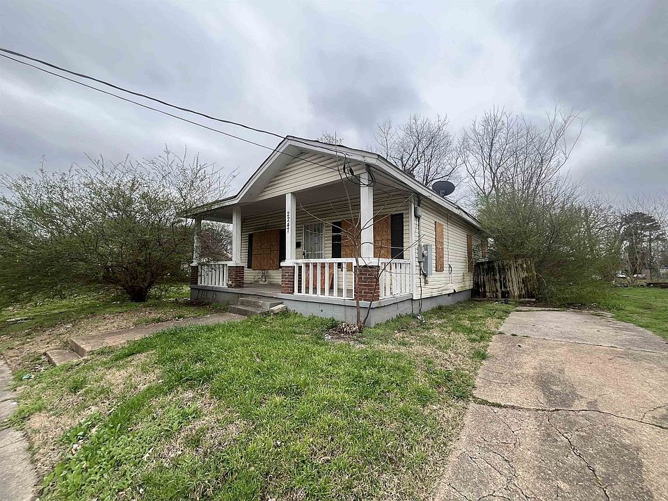 1st image of 2247 Clayton Ave